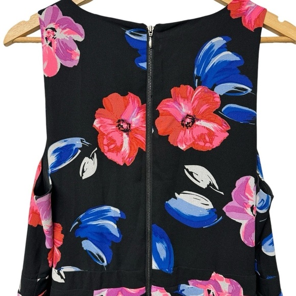 Torrid Floral Print Georgette High Neck
Maxi Dress size 16 - Picture 8 of 9